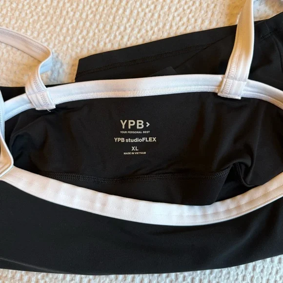 EUC Abercrombie & Fitch YPB StudioFlex Cami Tank | Sz XL | Black | like new - Picture 4 of 4